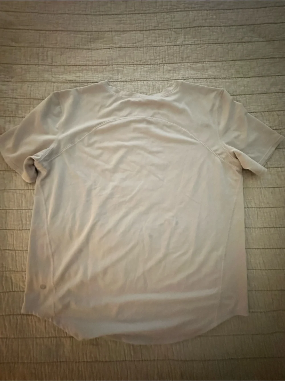 Women's Lululemon Mesh Tee Shirt Bundle (2)
